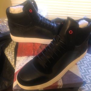 English Laundry men’s Brighton high top sneakers